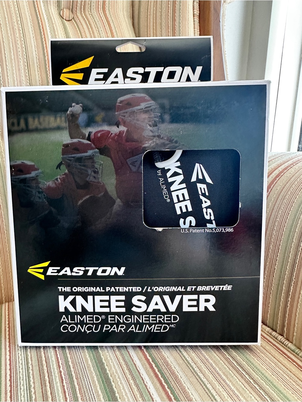 Easton Knee Saver Athletic Knee Support - Black